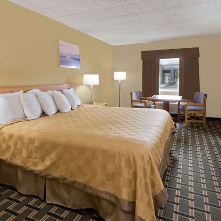 Days Inn By Wyndham Batavia Darien Lake Theme Park Ngoại thất bức ảnh
