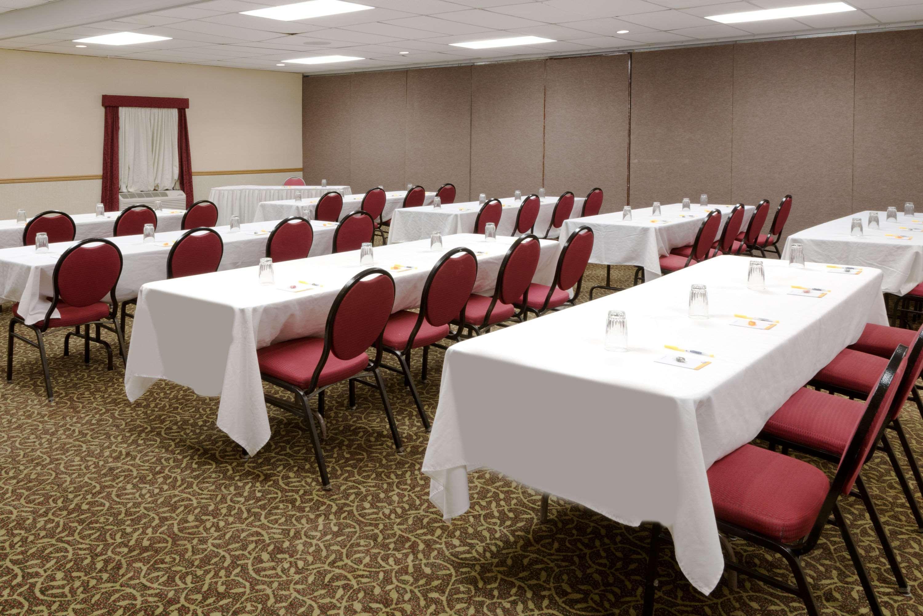 Days Inn By Wyndham Batavia Darien Lake Theme Park Ngoại thất bức ảnh